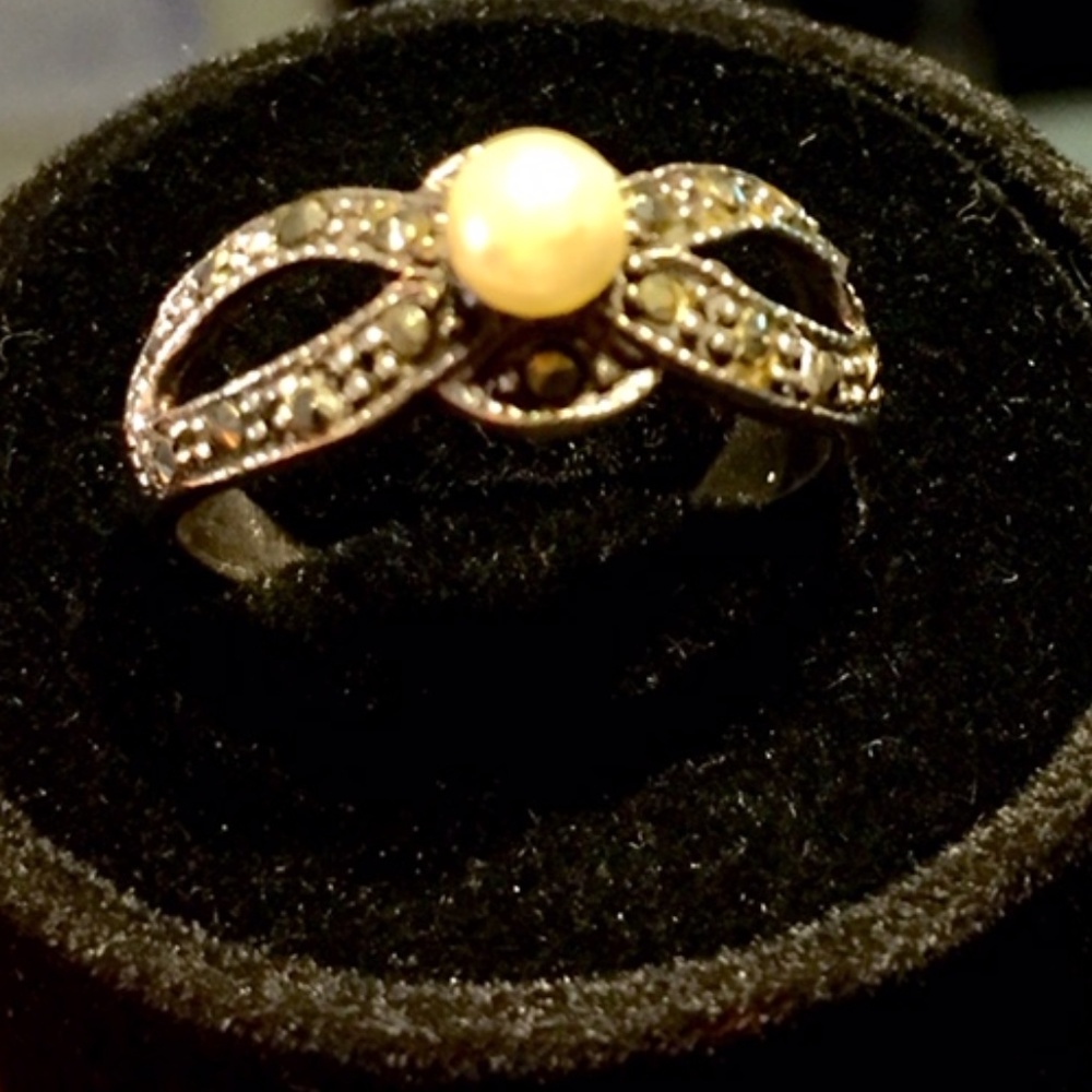 River Pearl Ring with Silver 925 Sz. 8